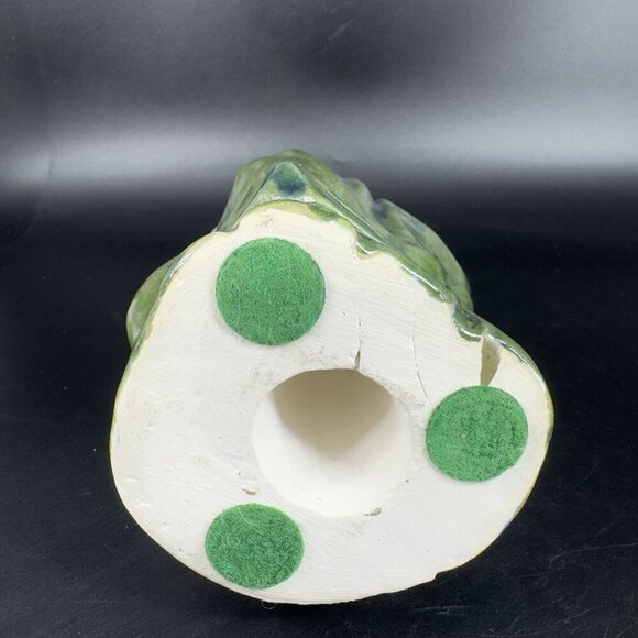 Vintage Hand Made Folk Art Figurine Woman Wearing Green Cloak Wrap Sculpture VTG - Picture 5 of 11